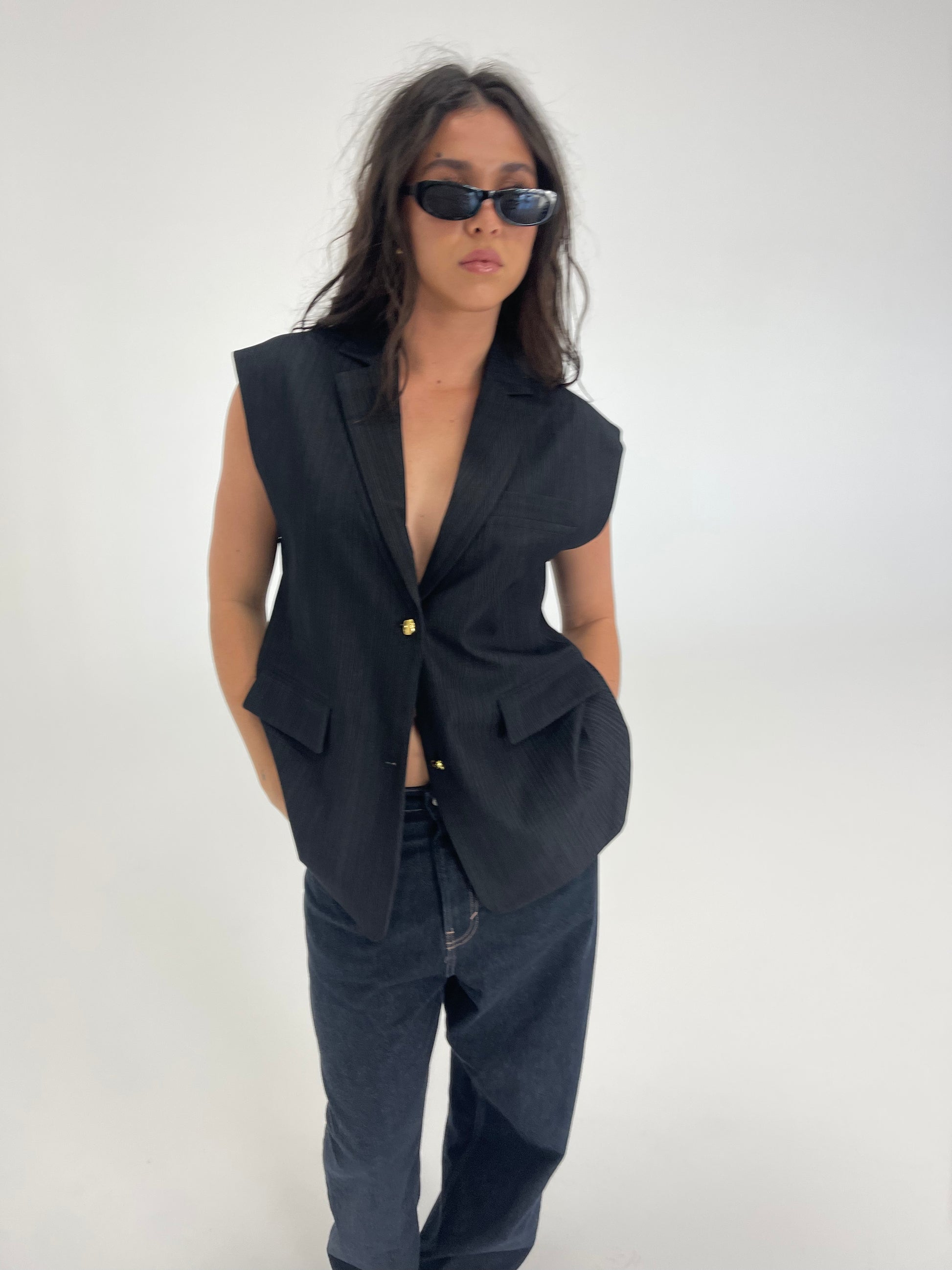 Sleeveless Blazer | Black