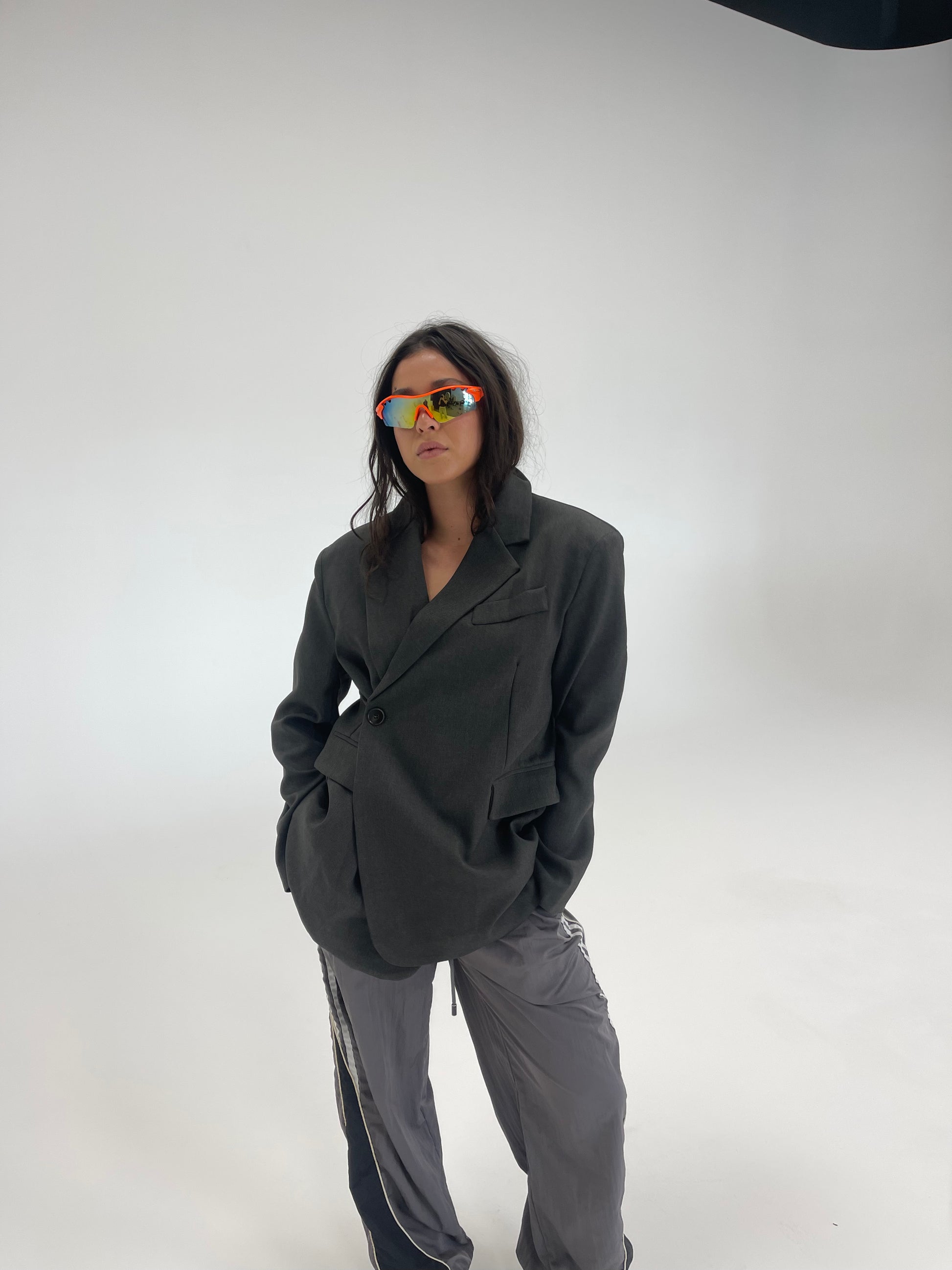 Oversized Cinch Blazer | Charcoal